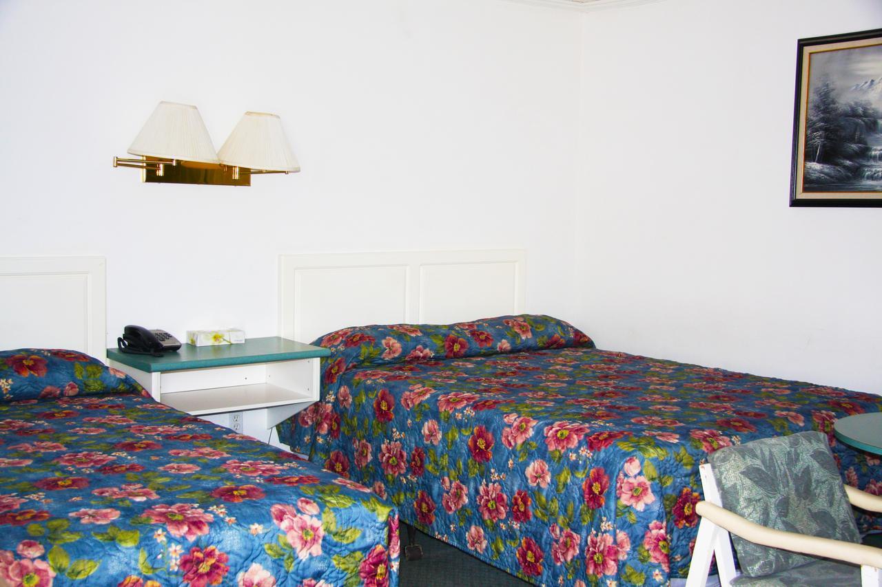 Springs Motor Inn Wainwright Zewnętrze zdjęcie